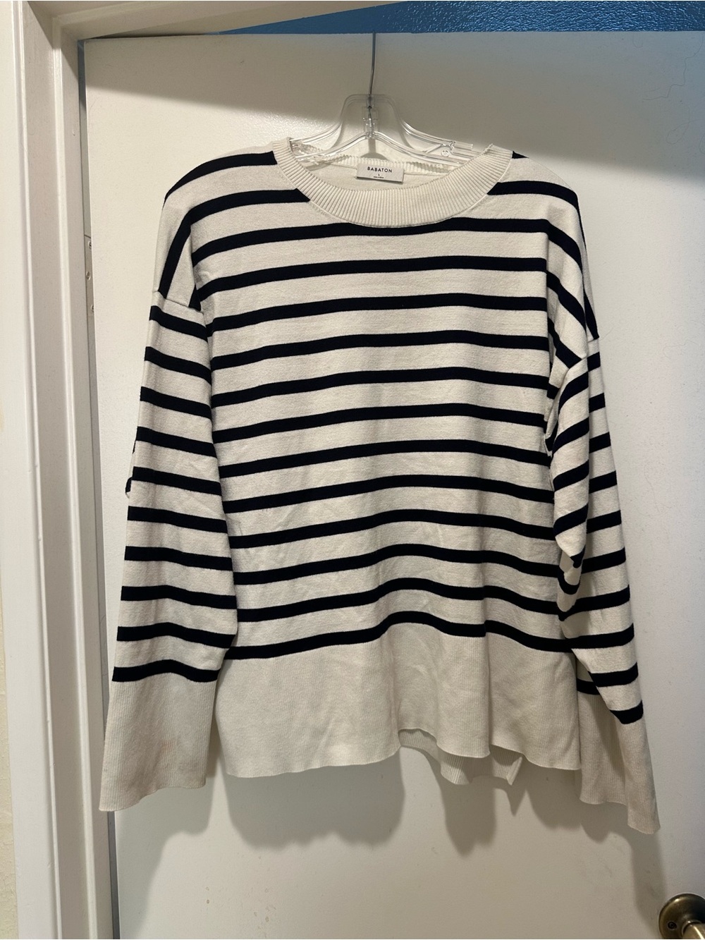 Babaton by Aritzia Cream and Navy Striped Crew Sweater Size Large